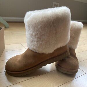 UGG Australia Ellee Women's Boots [Used-Size 9]